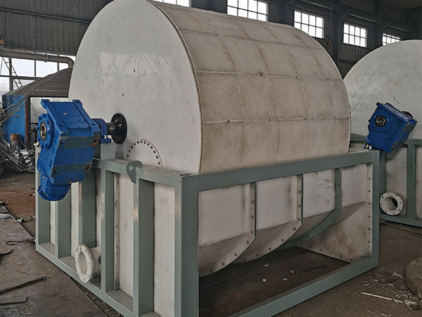 Kontinuerlig roterende vakuumfilter