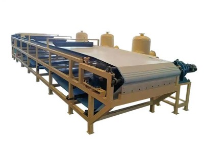 Hvordan fungerer et vakuum belt filter?